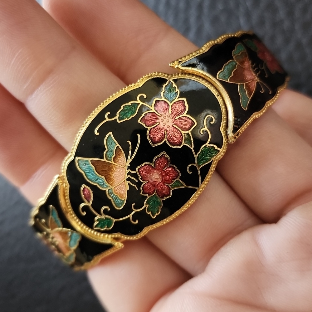 VTG cloisonne bracelet